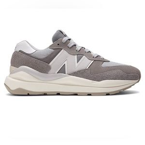 🔥 NEW BALANCE 57/40 Sneaker Women Size 6 Men Size  4.5